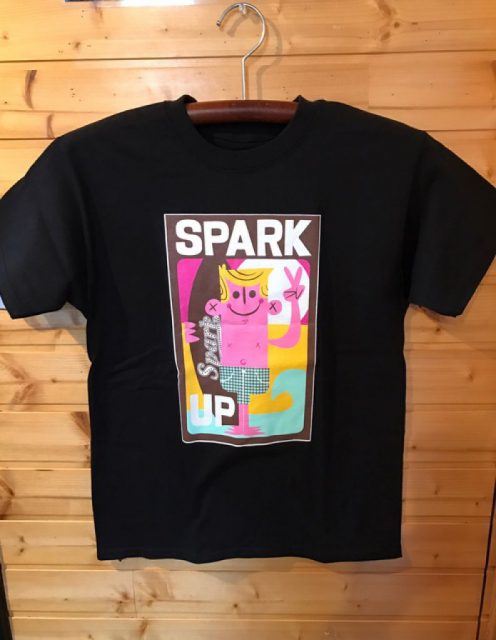 SPARK UPサーフ Tシャツ